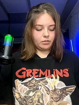 Snapshot of XNirvanaX chatting on 26, 9, 2025 XNirvanaX online show from 26, 9, 2025