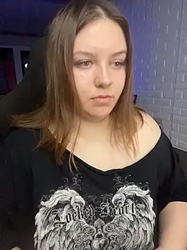 Snapshot of XNirvanaX chatting on 22, 11, 2025 XNirvanaX online show from 22, 11, 2025