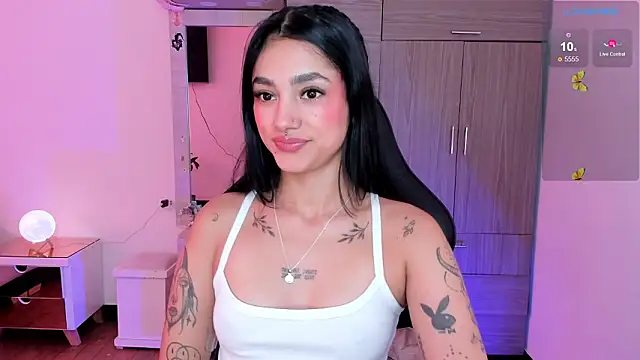 Lizzie corner v online show from 11, 3, 2026