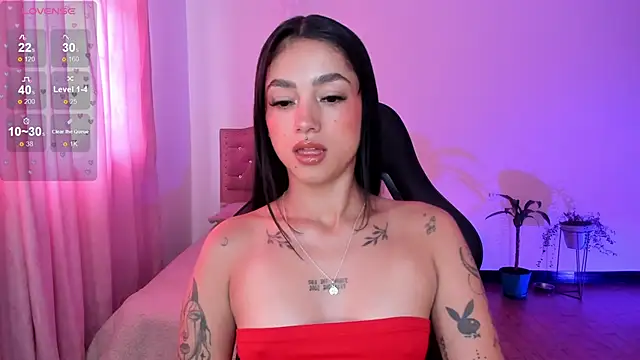 Lizzie corner v online show from 21, 4, 2026