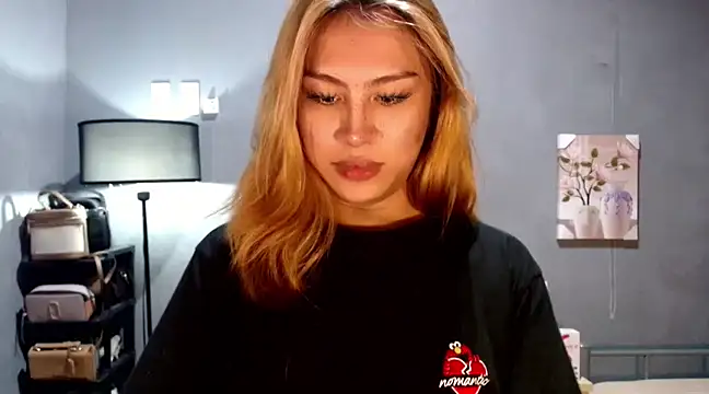 Snapshot of luxxy_grand chatting on 23, 1, 2025 luxxy grand online show from 23, 1, 2025