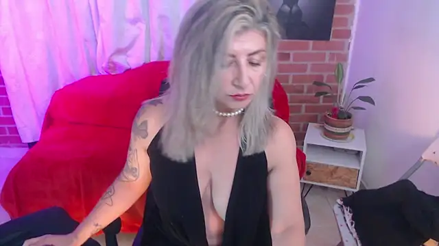 Snapshot of agnes_blackmoree chatting on 15, 2, 2026 agnes blackmoree online show from 15, 2, 2026