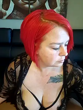 Snapshot of SarahDelSol chatting on 12, 3, 2025 SarahDelSol online show from 12, 3, 2025