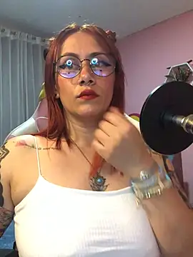 Luna Paris  online show from 7, 12, 2024