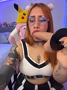 Luna Paris  online show from 6, 3, 2026