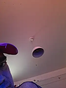 sexpot4u online show from 25, 4, 2026