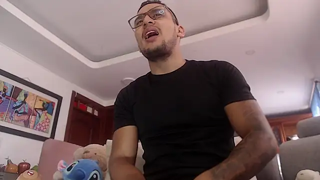 Snapshot of dvg2402 chatting on 28, 1, 2025 dvg2402 online show from 28, 1, 2025