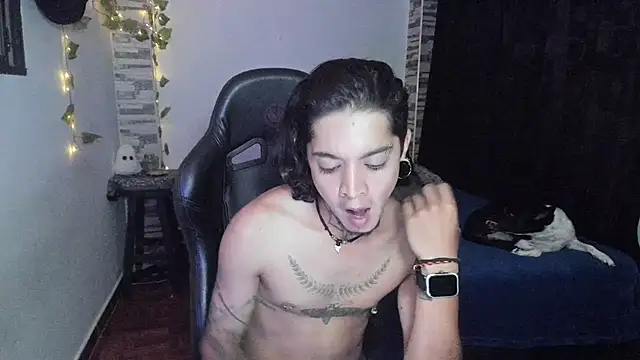 Snapshot of saad_man chatting on 5, 11, 2025 saad man online show from 5, 11, 2025