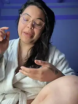 Snapshot of drizzypeach602 chatting on 27, 1, 2025 drizzypeach602 online show from 27, 1, 2025