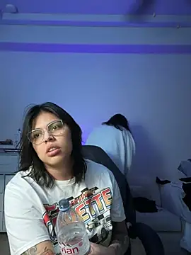 Snapshot of drizzypeach602 chatting on 27, 1, 2025 drizzypeach602 online show from 27, 1, 2025