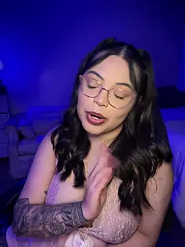 Snapshot of drizzypeach602 chatting on 2, 2, 2025 drizzypeach602 online show from 2, 2, 2025