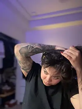 Snapshot of drizzypeach602 chatting on 7, 2, 2025 drizzypeach602 online show from 7, 2, 2025