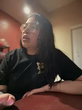 Snapshot of drizzypeach602 chatting on 8, 2, 2025 drizzypeach602 online show from 8, 2, 2025