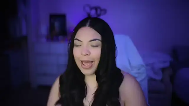 Snapshot of drizzypeach602 chatting on 15, 2, 2025 drizzypeach602 online show from 15, 2, 2025