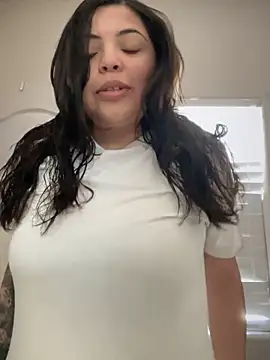 Snapshot of drizzypeach602 chatting on 24, 2, 2025 drizzypeach602 online show from 24, 2, 2025