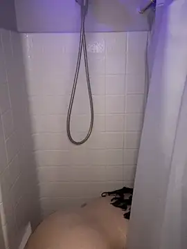 Snapshot of drizzypeach602 chatting on 27, 2, 2025 drizzypeach602 online show from 27, 2, 2025