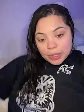 Snapshot of drizzypeach602 chatting on 6, 3, 2025 drizzypeach602 online show from 6, 3, 2025