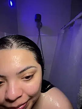 Snapshot of drizzypeach602 chatting on 10, 3, 2025 drizzypeach602 online show from 10, 3, 2025