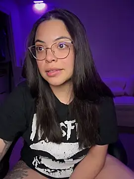 Snapshot of drizzypeach602 chatting on 14, 3, 2025 drizzypeach602 online show from 14, 3, 2025