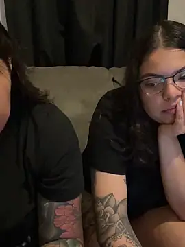 Snapshot of drizzypeach602 chatting on 17, 9, 2025 drizzypeach602 online show from 17, 9, 2025