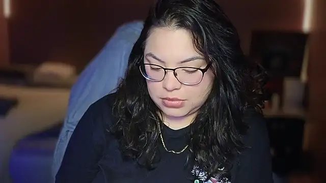 Snapshot of drizzypeach602 chatting on 24, 9, 2025 drizzypeach602 online show from 24, 9, 2025