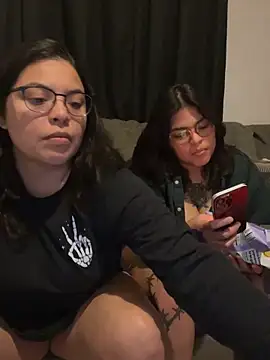 Snapshot of drizzypeach602 chatting on 27, 9, 2025 drizzypeach602 online show from 27, 9, 2025