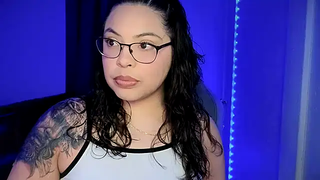 Snapshot of drizzypeach602 chatting on 15, 10, 2025 drizzypeach602 online show from 15, 10, 2025