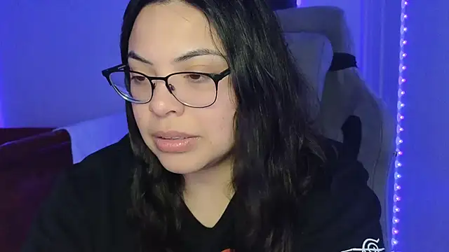 Snapshot of drizzypeach602 chatting on 22, 10, 2025 drizzypeach602 online show from 22, 10, 2025