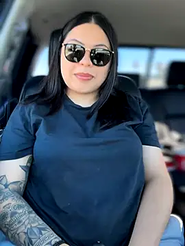 Snapshot of drizzypeach602 chatting on 2, 11, 2025 drizzypeach602 online show from 2, 11, 2025