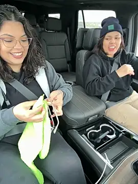 Snapshot of drizzypeach602 chatting on 30, 11, 2025 drizzypeach602 online show from 30, 11, 2025