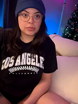 Snapshot of drizzypeach602 chatting on 3, 12, 2025 drizzypeach602 online show from 3, 12, 2025