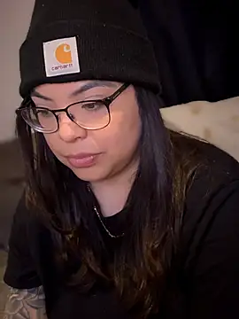 Snapshot of drizzypeach602 chatting on 1, 2, 2026 drizzypeach602 online show from 1, 2, 2026