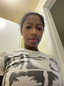 Snapshot of chinkyAfrodite chatting on 4, 5, 2026 chinkyAfrodite online show from 4, 5, 2026