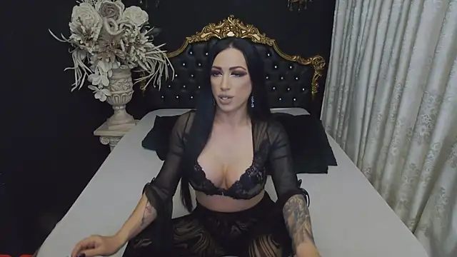 Snapshot of MichaelaDark chatting on 7, 11, 2025 MichaelaDark online show from 7, 11, 2025