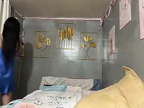 Delicate Savannah online show from 1, 10, 2025