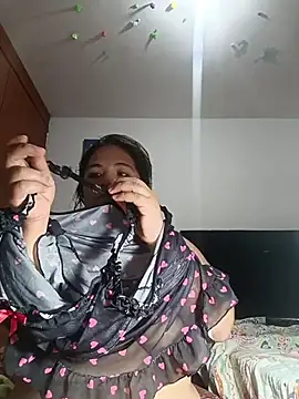 Snapshot of Van3orgasm4me chatting on 21, 11, 2025 Van3orgasm4me online show from 21, 11, 2025