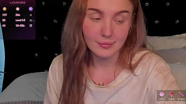 Snapshot of LianaFord chatting on 14, 1, 2025 LianaFord online show from 14, 1, 2025