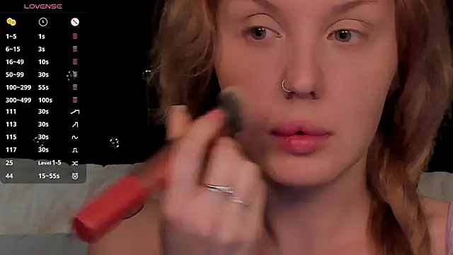 Snapshot of LianaFord chatting on 17, 1, 2025 LianaFord online show from 17, 1, 2025