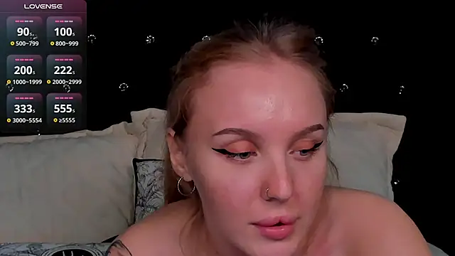 Snapshot of LianaFord chatting on 9, 3, 2025 LianaFord online show from 9, 3, 2025