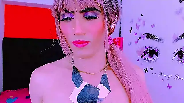priscilahotker online show from 2, 2, 2025