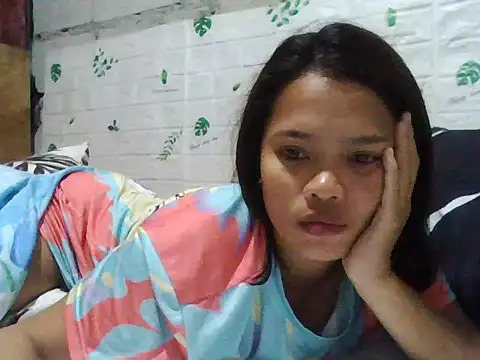 Silly Girl21 online show from 5, 12, 2025