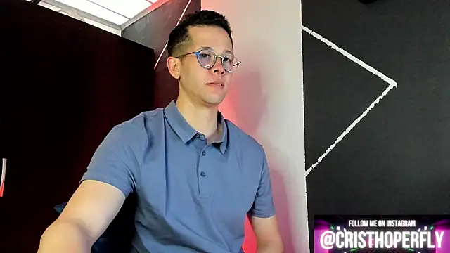 Snapshot of Cris_myster chatting on 8, 2, 2025 Cris myster online show from 8, 2, 2025