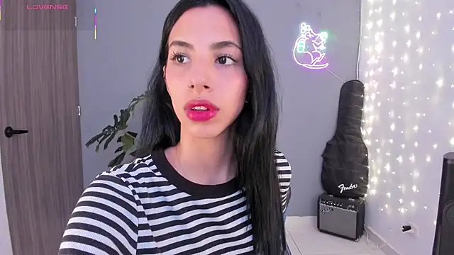 Snapshot of labrika_ chatting on 24, 10, 2025 labrika online show from 24, 10, 2025