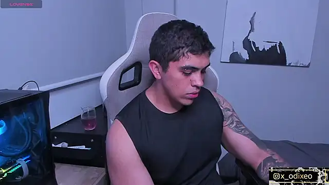 Snapshot of x-odixeo chatting on 19, 1, 2026 x-odixeo online show from 19, 1, 2026