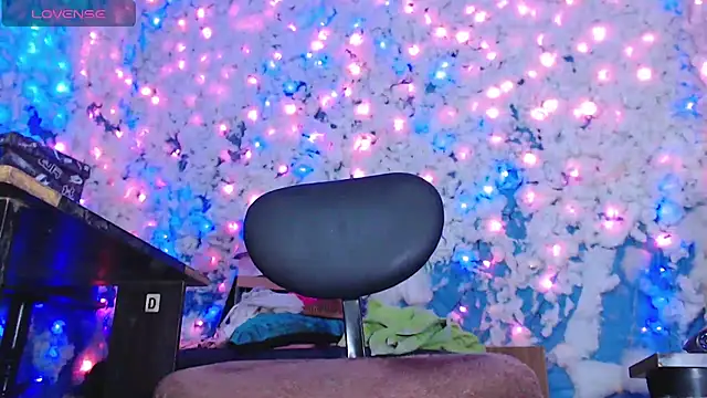 Snapshot of dannabigdirty1 chatting on 4, 2, 2025 dannabigdirty1 online show from 4, 2, 2025