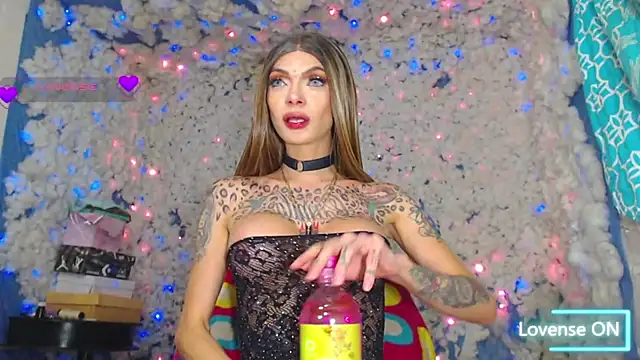 Snapshot of dannabigdirty1 chatting on 7, 3, 2025 dannabigdirty1 online show from 7, 3, 2025