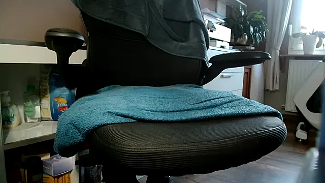 Snapshot of suedel65 chatting on 25, 10, 2025 suedel65 online show from 25, 10, 2025