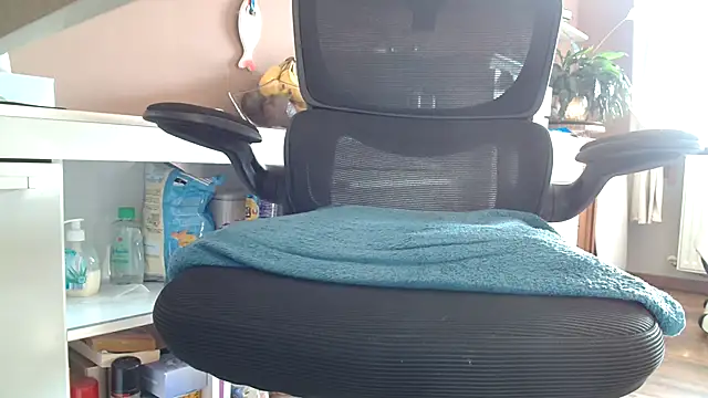 Snapshot of suedel65 chatting on 4, 11, 2025 suedel65 online show from 4, 11, 2025