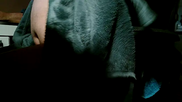 Snapshot of suedel65 chatting on 18, 11, 2025 suedel65 online show from 18, 11, 2025