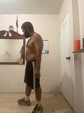 Snapshot of imyogi23 chatting on 19, 12, 2024 imyogi23 online show from 19, 12, 2024